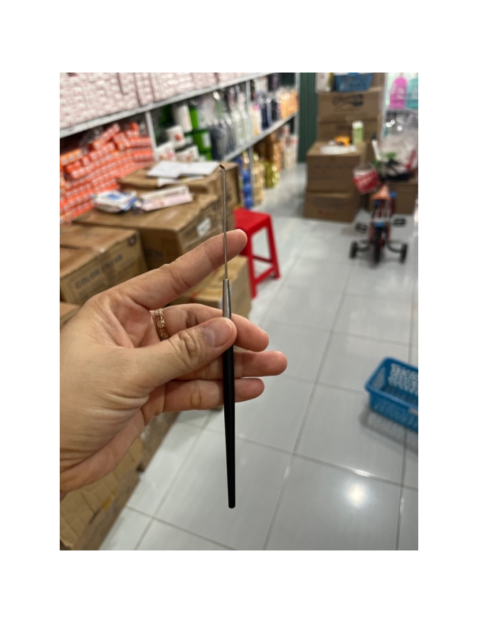 Cây móc tai inox cán cầm nhựa