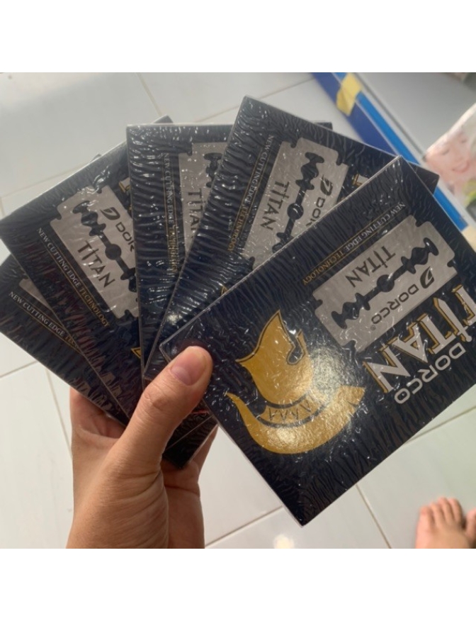 Lam Dorco Titan hộp 100 lưỡi dao lam mỏng màu trắng sắc bén